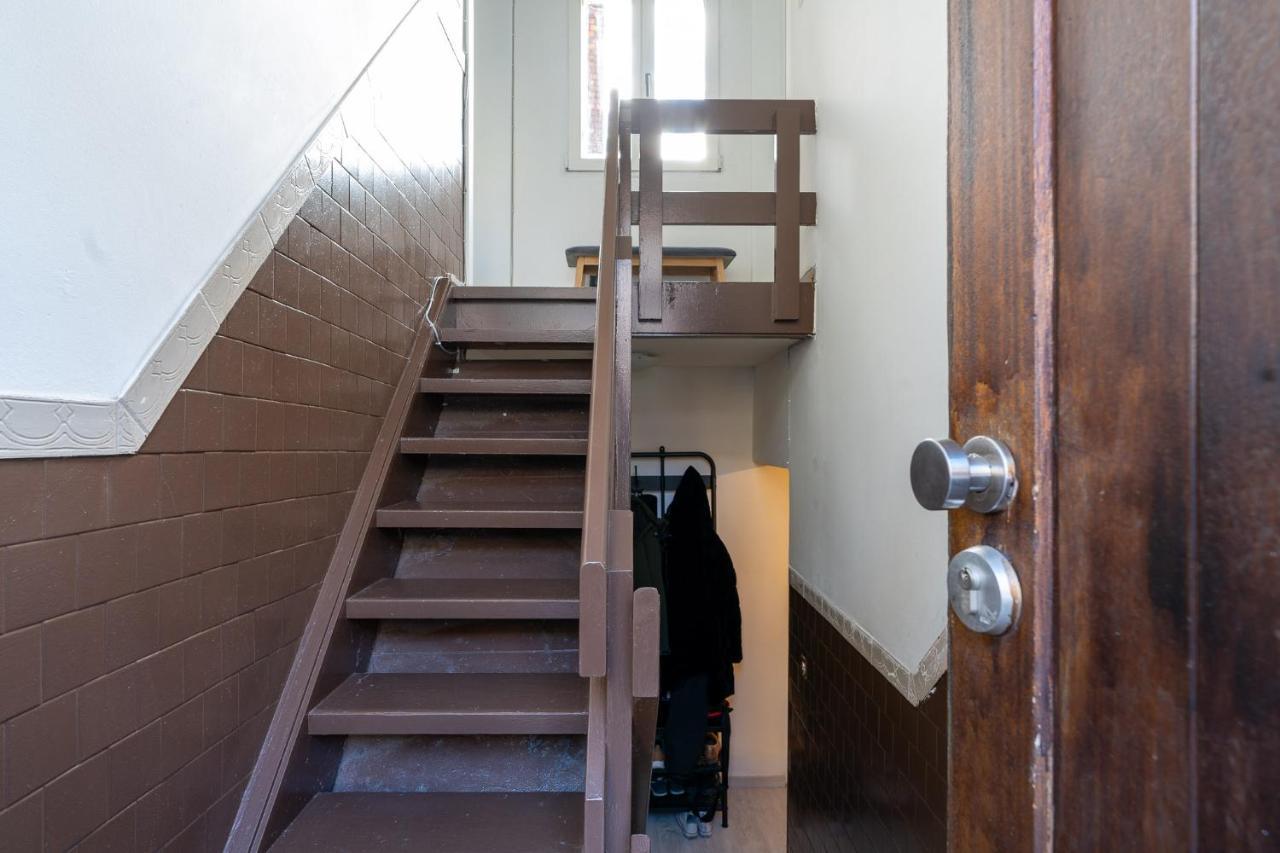أنتويرب Large Room In House W Shared Kitchen & Bathroom W Free Parking Bluecard المظهر الخارجي الصورة